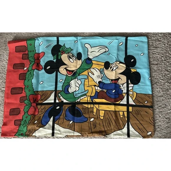 Mickey's And Friends Holiday Christmas Bedding Set